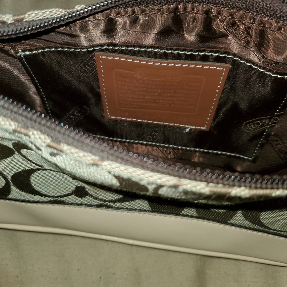 Purse - Picture 2 of 2